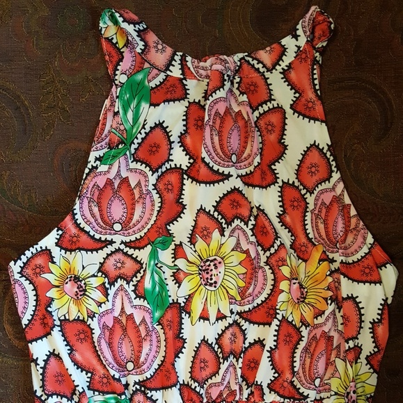 Dress - Picture 3 of 3